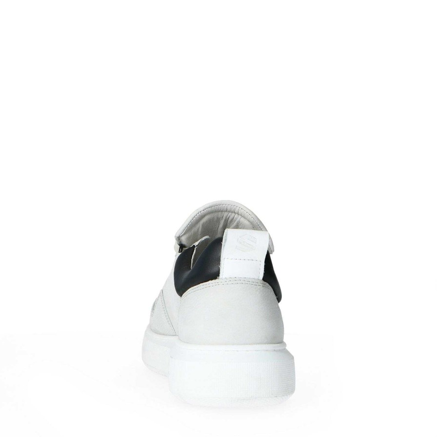 Sacha Nubuck Sneakers - Gray