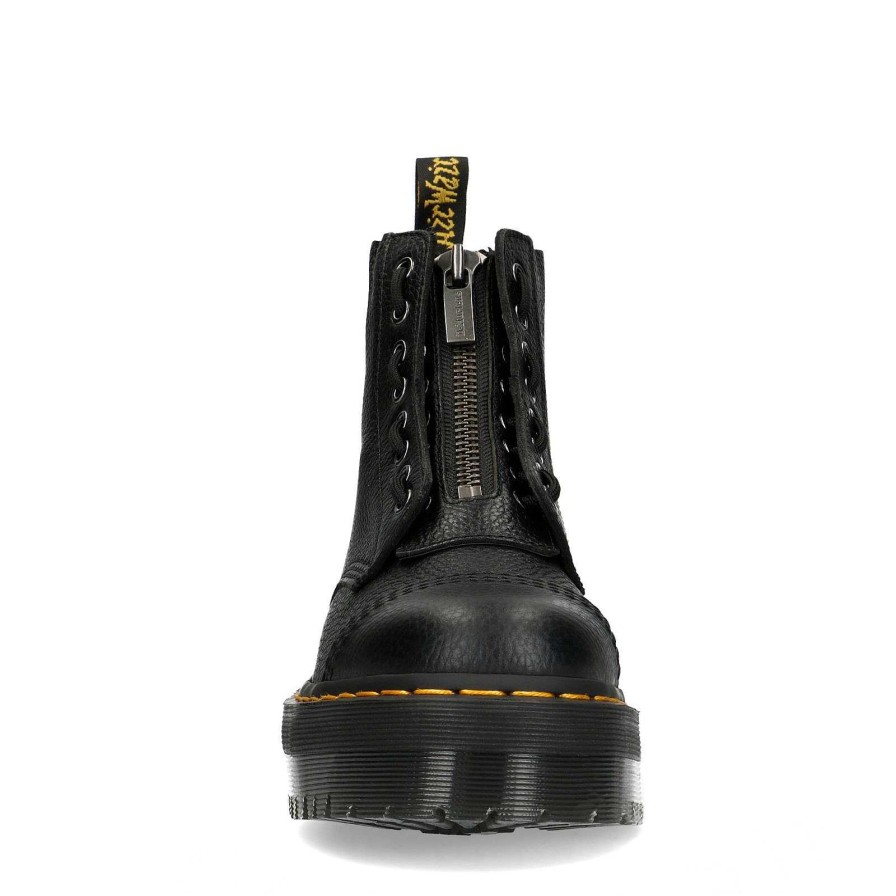 Sacha Dr. Martens Sinclair