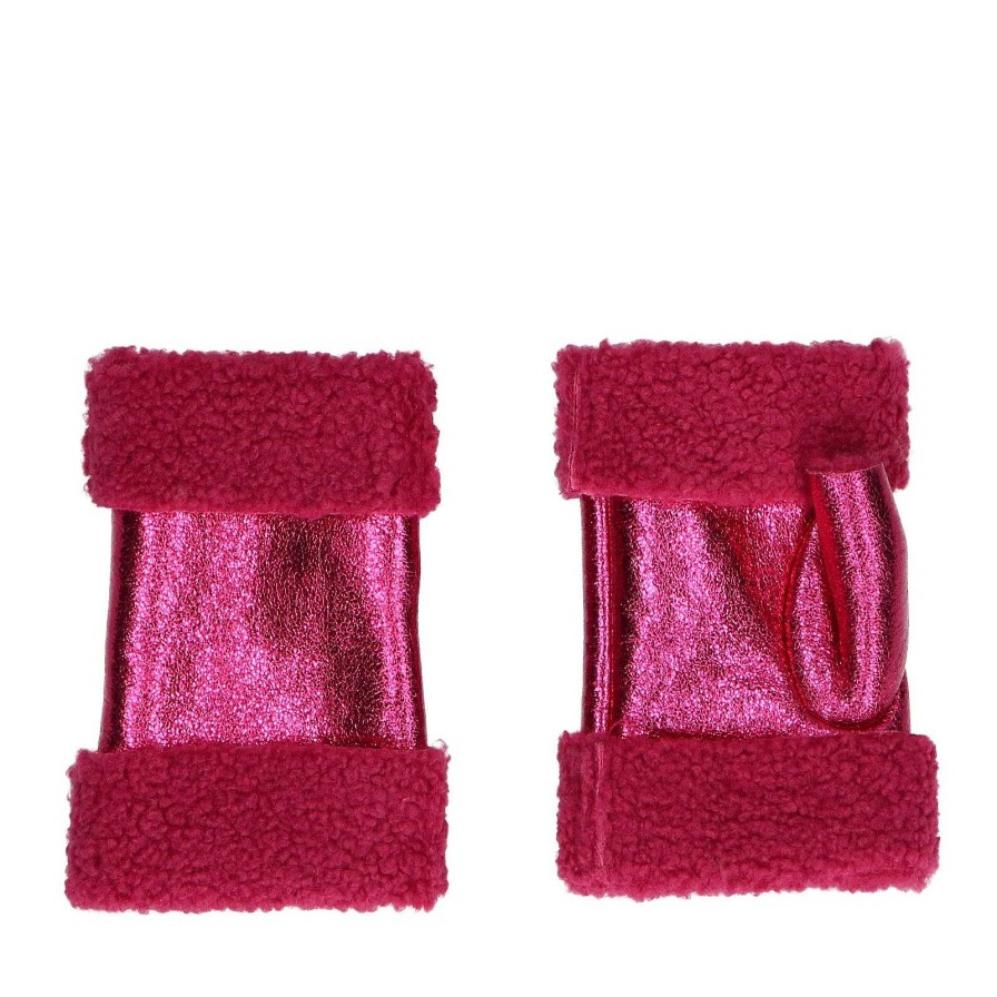 Sacha Metallise Hand Warmers - Pink