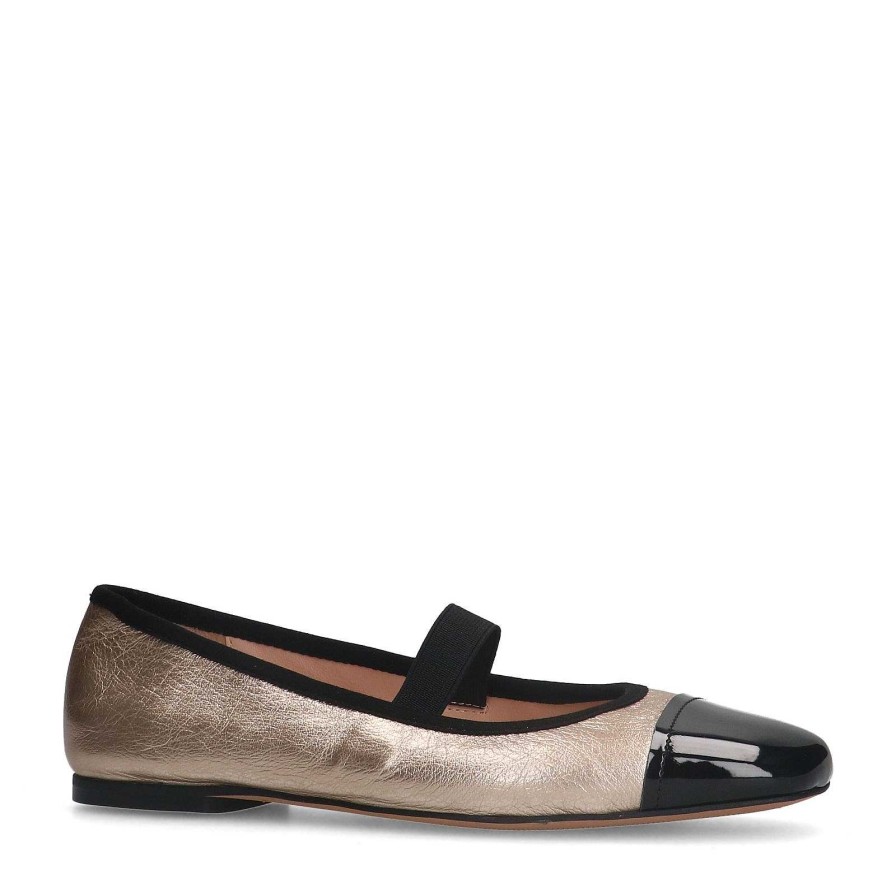 Sacha Ballerina Flats With Details - Golden