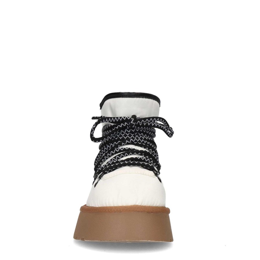 Sacha Padded Lace-Up Ankle Boots With Platform Sole - Off-White