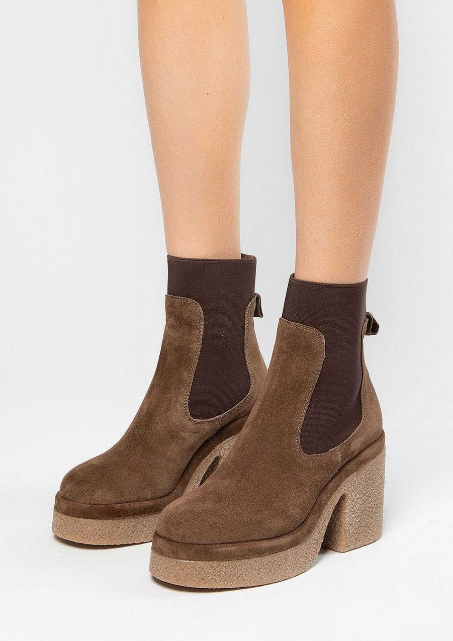 Sacha Suede Ankle Boots With Platform Sole - Brown