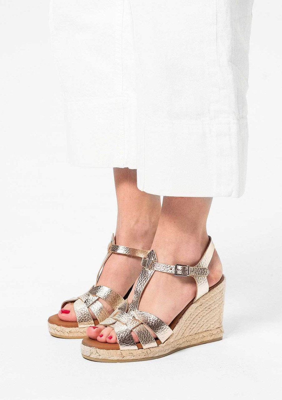 Sacha Leather Sandals With Wedge Heel - Gold